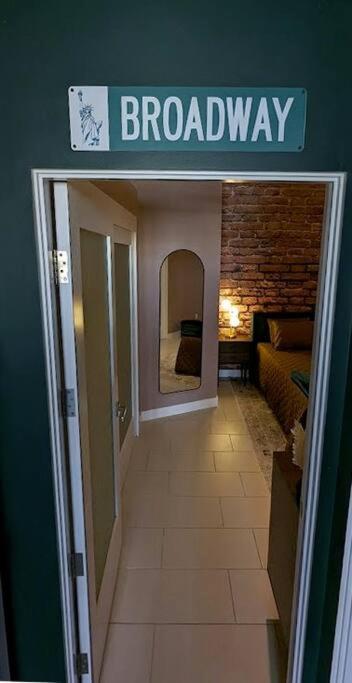 Nyc Styled Loft In Dtla, Sleeps 4 With Free Parking! Apartment Los Angeles Luaran gambar